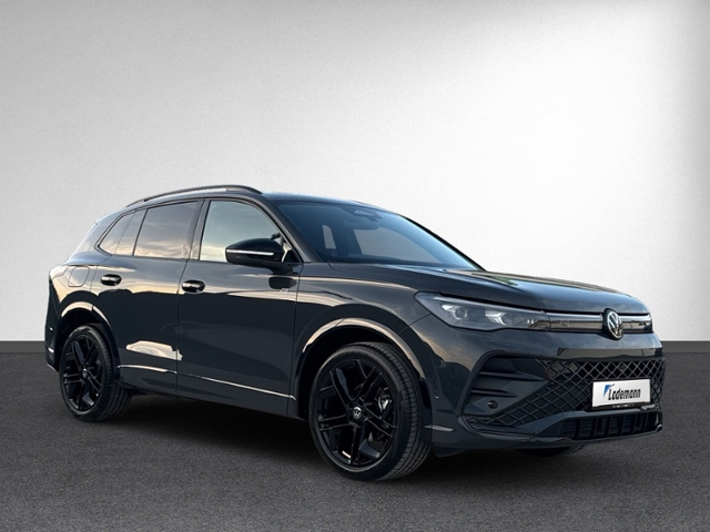 Tiguan 1.5 eTSI DSG R-LINE PANO+360°+IQ.LIGHT+HE