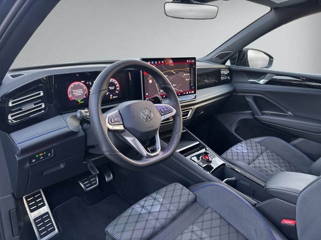 Tiguan 1.5 eTSI DSG R-LINE PANO+360°+IQ.LIGHT+HE