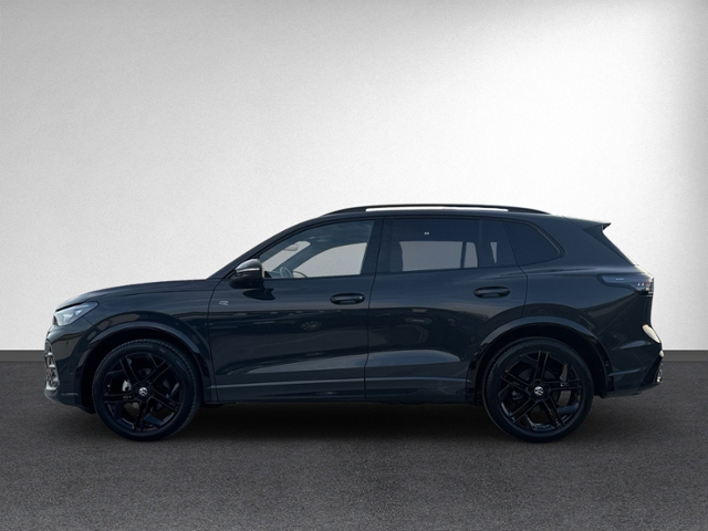 Tiguan 1.5 eTSI DSG R-LINE PANO+360°+IQ.LIGHT+HE