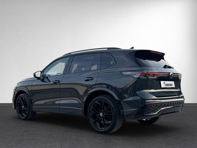 Tiguan 1.5 eTSI DSG R-LINE PANO+360°+IQ.LIGHT+HE