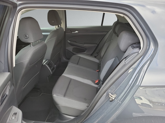 Golf VIII 1.5 TSI ACTIVE STANDHZ+RFK+HEAD-UP+NAV