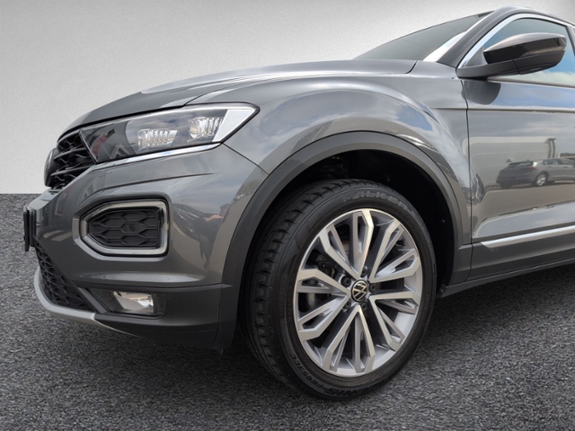 T-Roc 1.5 TSI DSG ACTIVE LED+NAVI.+RFK+ACC+SIHZ+