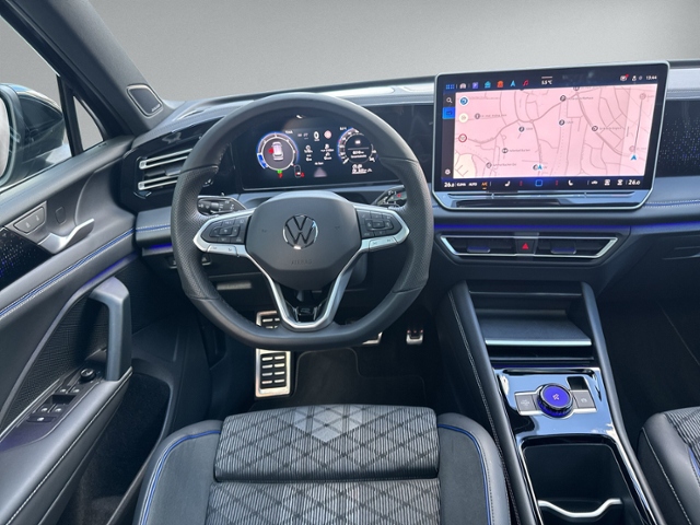 Tiguan 2.0 TDI DSG R-LINE 4MOTION PANO+360°+IQ.L