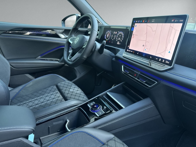 Tiguan 2.0 TDI DSG R-LINE 4MOTION PANO+360°+IQ.L