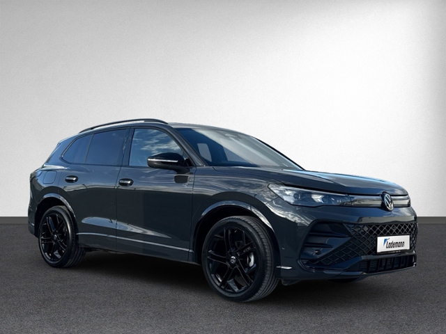 Tiguan 1.5 eTSI DSG R-LINE PANO+360°+IQ.LIGHT+HE