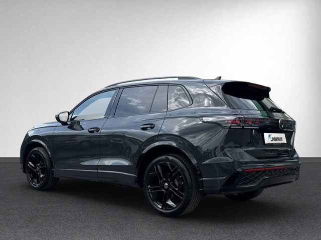 Tiguan 1.5 eTSI DSG R-LINE PANO+360°+IQ.LIGHT+HE