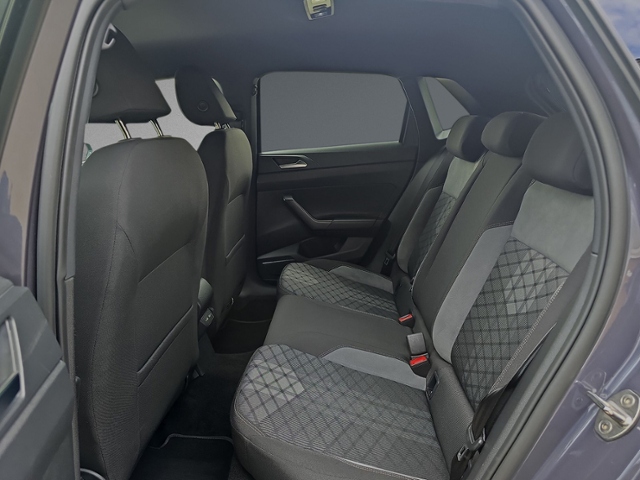 Polo 1.0 TSI DSG R-LINE IQ.LIGHT+NAVI+RFK+ACC+NW