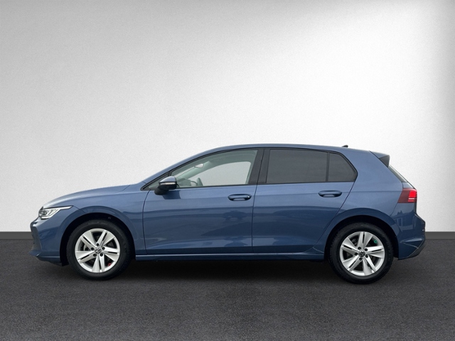 Golf VIII 1.5 eTSI DSG LED+AHK+RFK+ACC+SHZ+APP-C