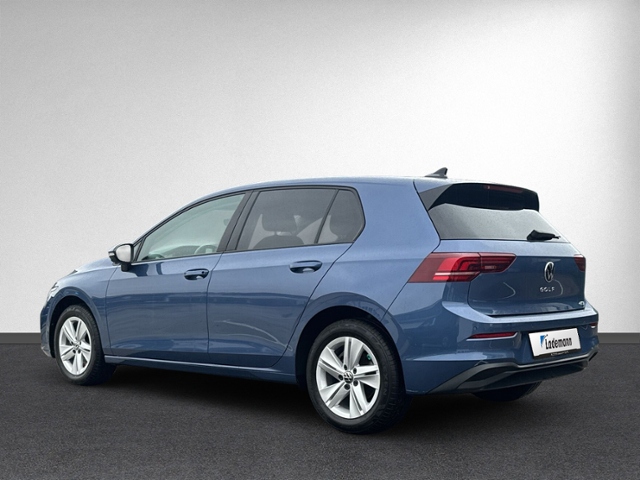 Golf VIII 1.5 eTSI DSG LED+AHK+RFK+ACC+SHZ+APP-C