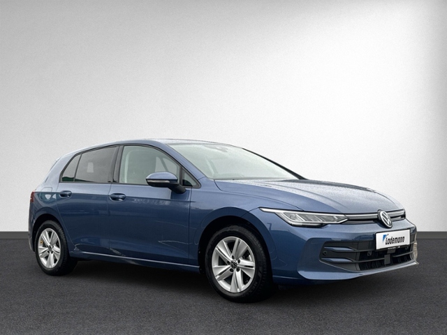 Golf VIII 1.5 eTSI DSG LED+AHK+RFK+ACC+SHZ+APP-C