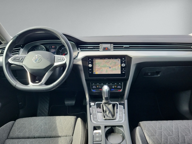Passat Variant 2.0 TDI DSG AHK+NAVI+LED+ACC+SIHZ