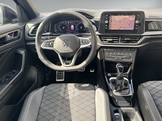 T-Roc 1.5 TSI DSG R-LINE PANO+IQ.LIGHT+RFK+NAVI+