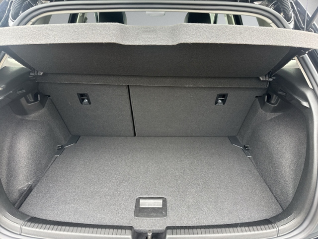 Polo 1.0 TSI DSG GOAL RFK+LED+NAVI+ACC+SIHZ+DAB+