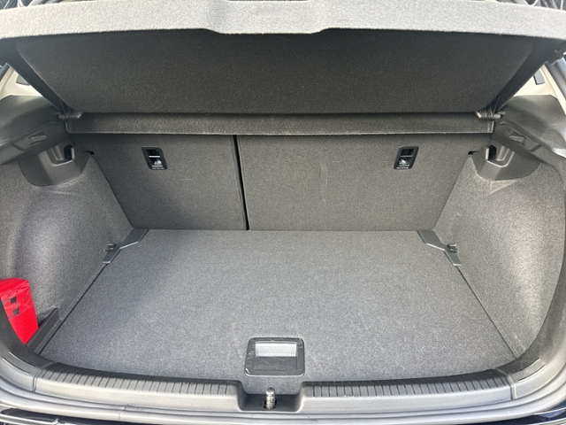 Polo 1.0 TSI DSG GOAL RFK+LED+NAVI+ACC+SIHZ+DAB+