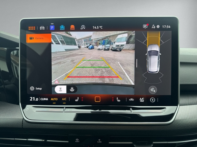 Golf VIII 1.5 eTSI DSG R-LINE PANO+NAVI+ACC+LED+