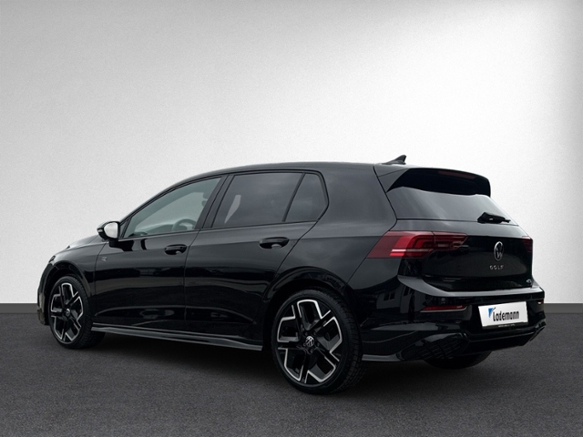 Golf VIII 1.5 eTSI DSG R-LINE PANO+NAVI+ACC+LED+