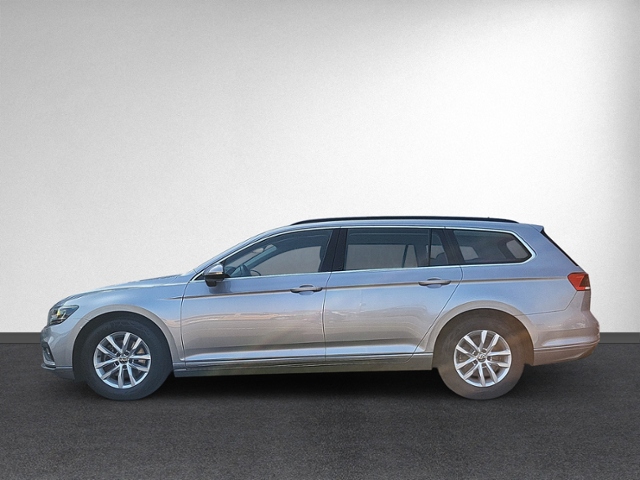 Passat Variant 2.0 TDI DSG RFK+NAVI+ACC+LED+SIHZ