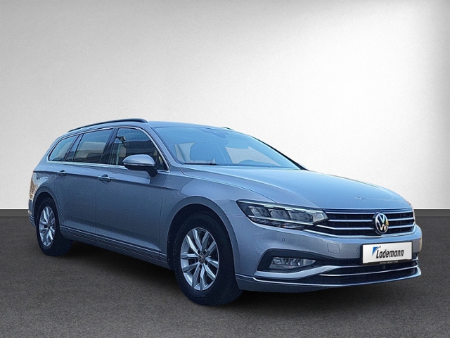 Passat Variant 2.0 TDI DSG RFK+NAVI+ACC+LED+SIHZ
