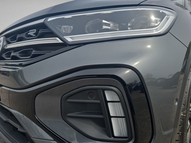 T-Roc 1.5 TSI DSG R-LINE PANO+IQ.LIGHT+RFK+NAVI+