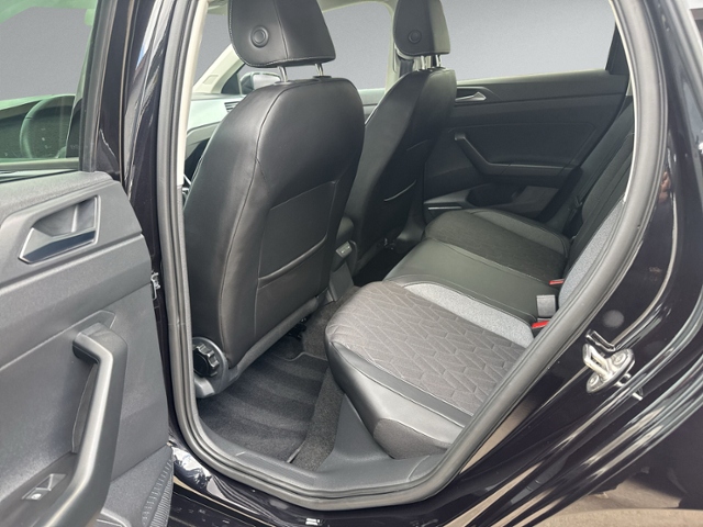 Polo 1.0 TSI DSG GOAL RFK+LED+NAVI+ACC+SIHZ+DAB+