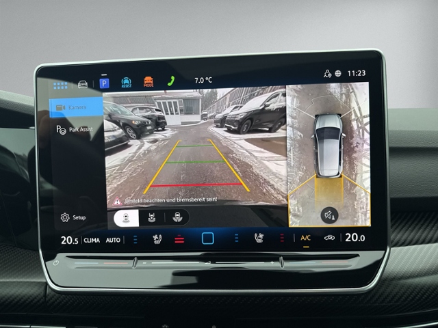 Golf VIII 2.0 TSI DSG R BLACK EDITION +PANO+360°